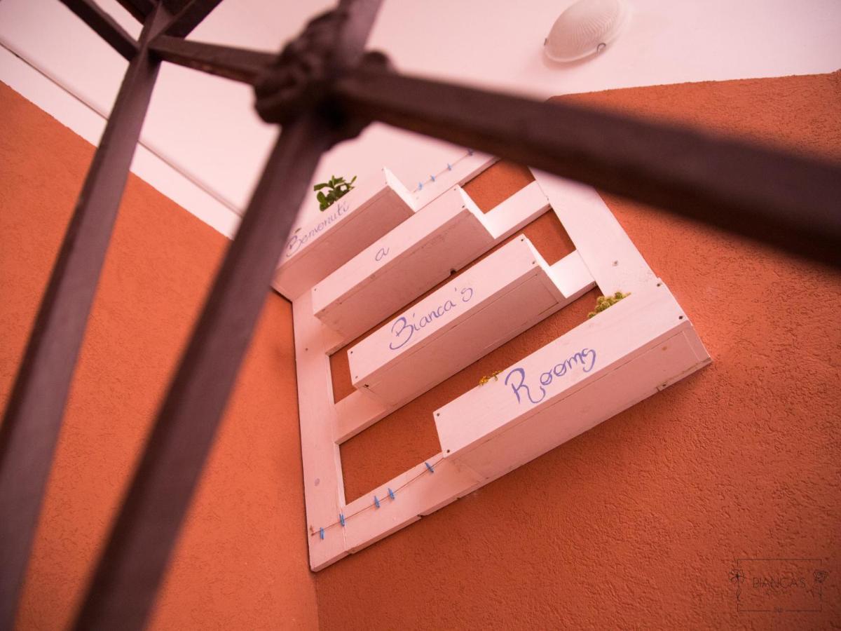 Bianca'S Rooms Trani Exterior foto