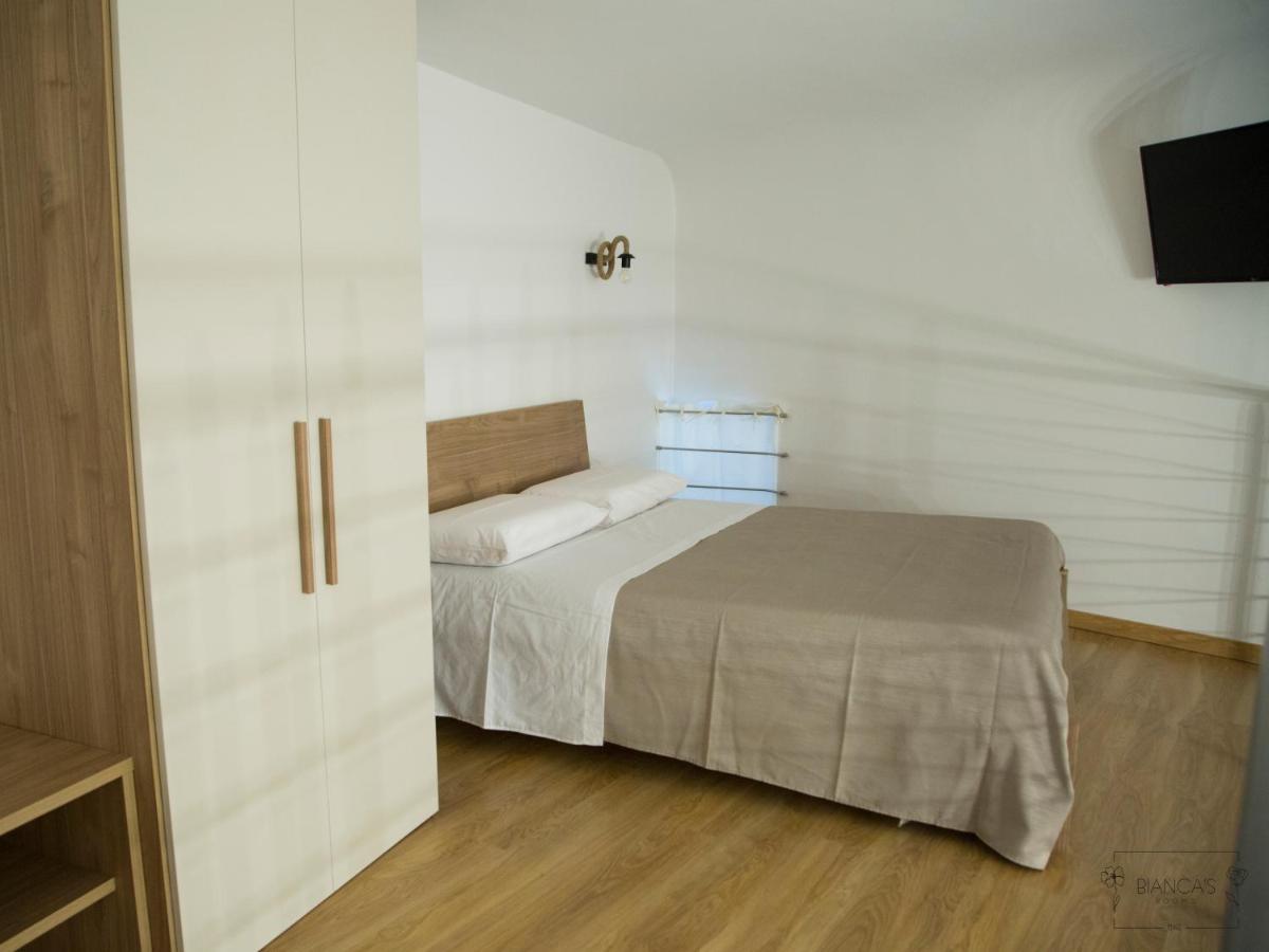 Bianca'S Rooms Trani Exterior foto
