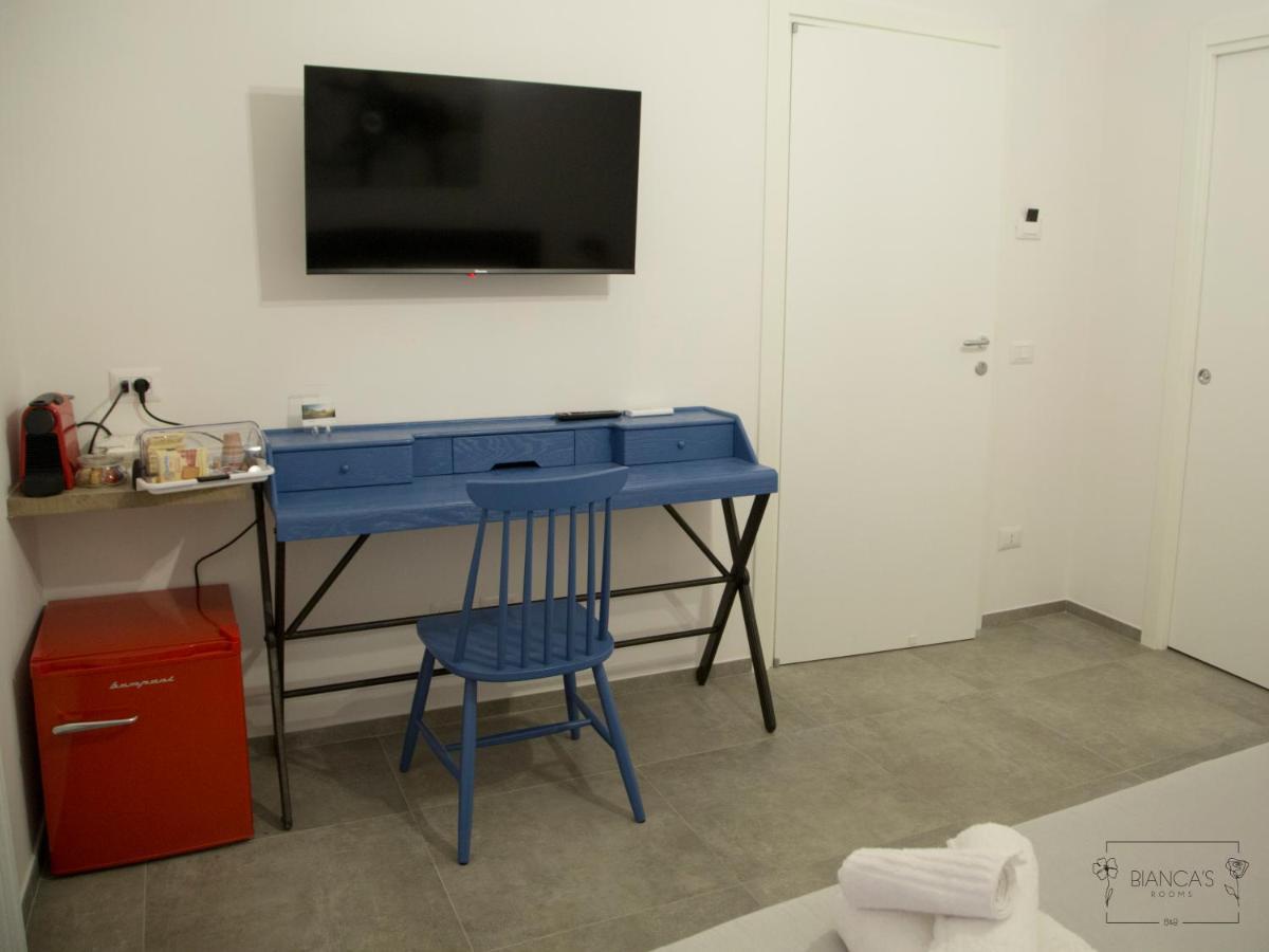 Bianca'S Rooms Trani Exterior foto